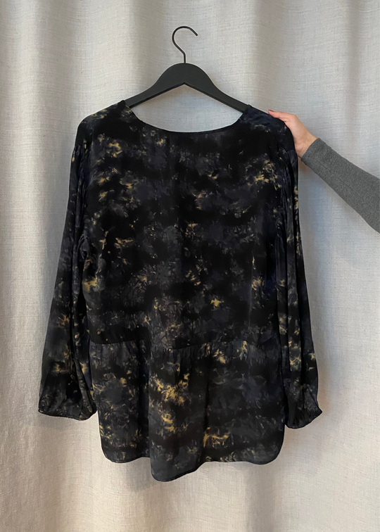 Project AJ117 Gry blouse camel galaxy