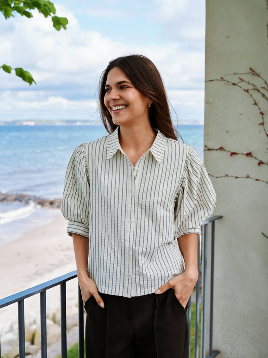 Neo Noir Etta Slim Stripe Shirt Off White