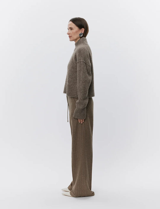 DAY Matt Graphic Wool Stripe pants wren brown