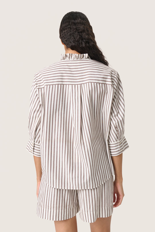 Soaked in Luxury SLMunevo Kaily Shorts Brown and White Stripe