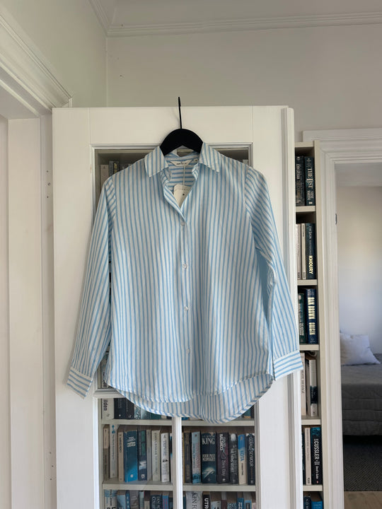 Basic Apparel Aya Shirt Birch/Alaskan Blue