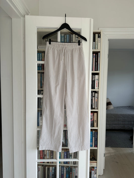 Sofie Schnoor S237111 Abigale trousers Camel striped