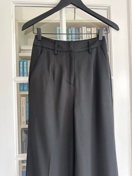 Urban Pioneers Naia Pants Black