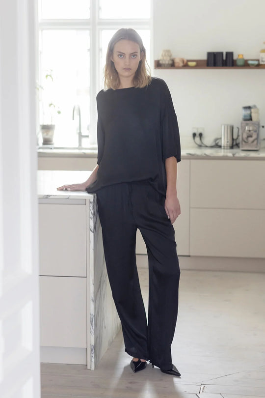 Project AJ117 Paula blouse black