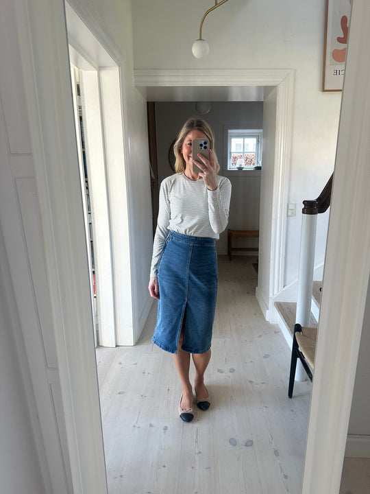 Basic Apparel Liva Tee whisper white / Sky captain