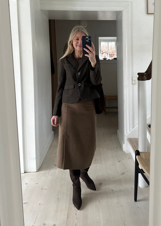 Minimum Calliope skirt 3772 Shitake