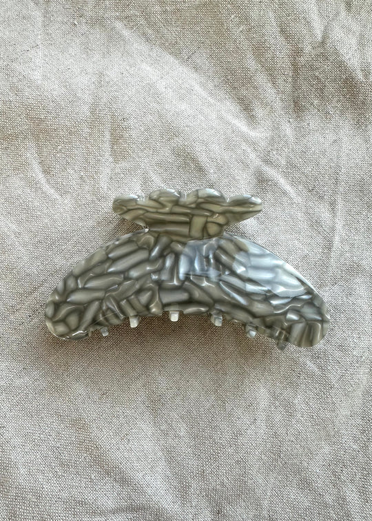 Sui Ava Helle Cloudy Big Pearl River Big