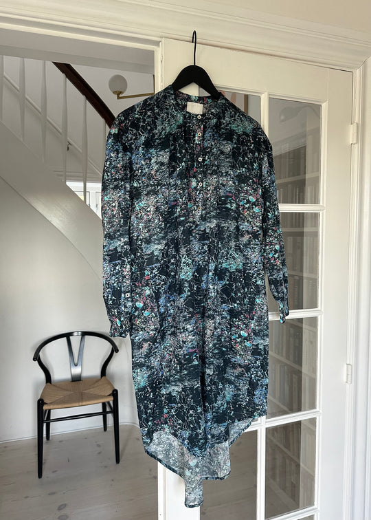 Project AJ117 Leve dress Midnight