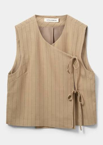 Sofie Schnoor Cailin vest light brown striped