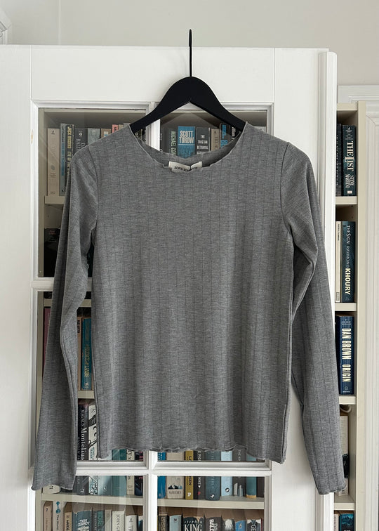 Sofie Schnoor S243320 Mattiesw t-shirt long sleeve grey melange