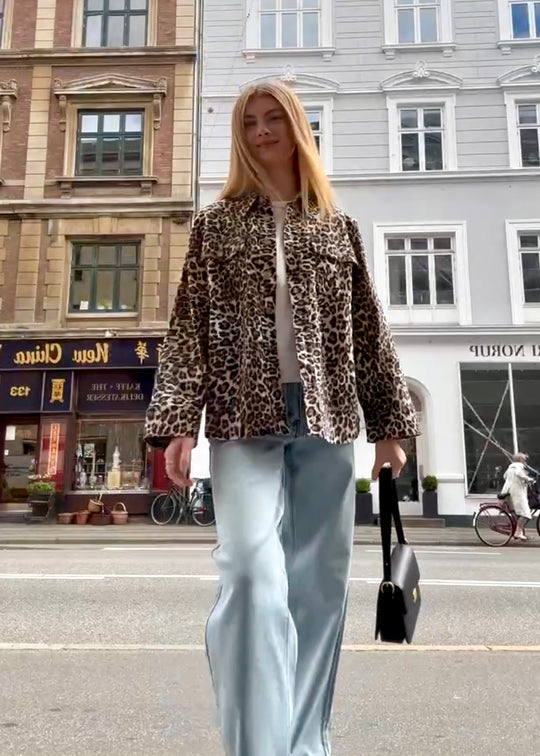 Modström TylinMD print jacket Leo leo print