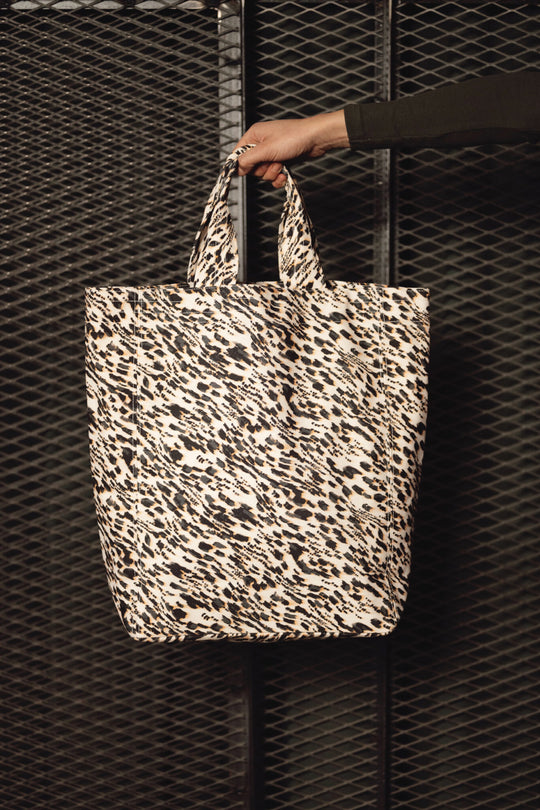 AdriaIW Tote Strokey Small