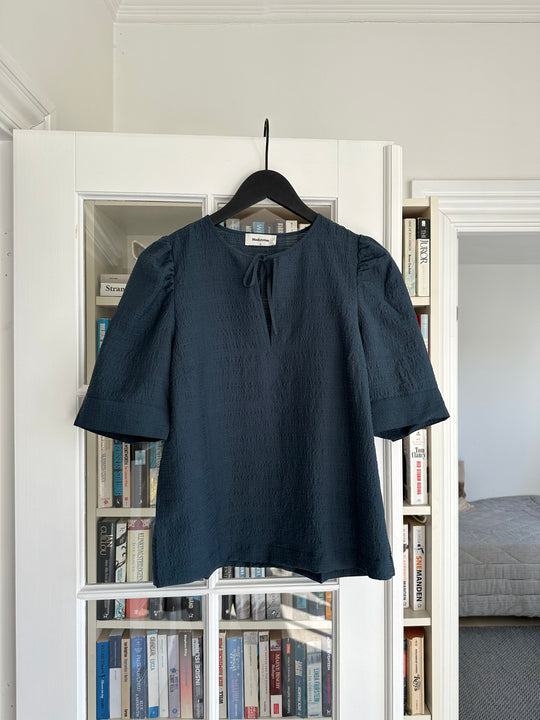 Modström IbiMD top Midnight Blue