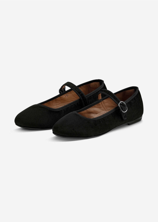 Atone Mary Jane Ballerina black