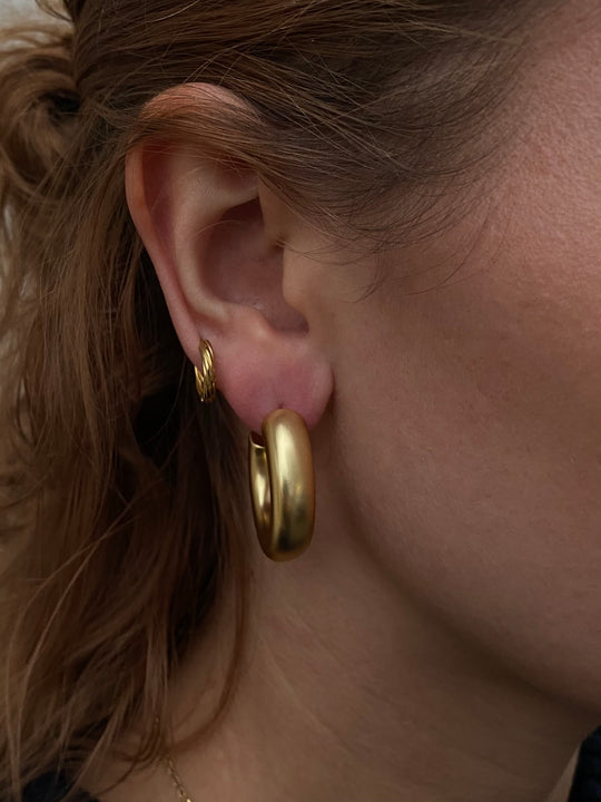 Plissé Copenhagen Argyle hoop Mat Gold