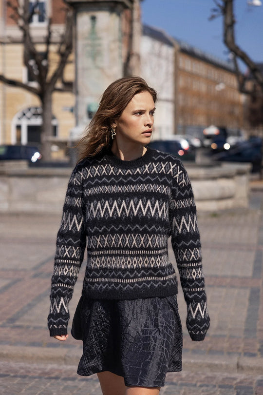 Project AJ117 Cana pullover Black