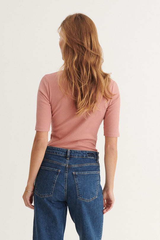Basic Apparel Ludmilla SS Tee Old Rose