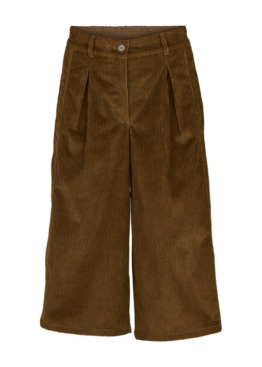 Basic Apparel Isa Long Shorts Desert palm