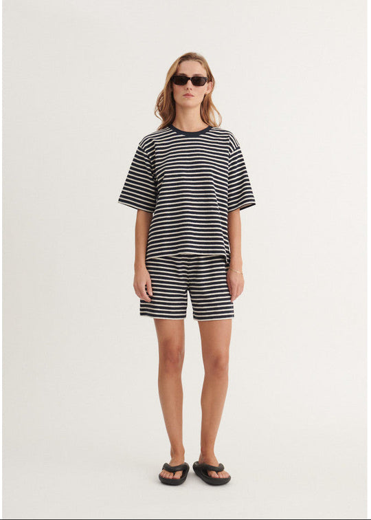 Basic Apparel Anneli Oversized Tee Sky captain birch