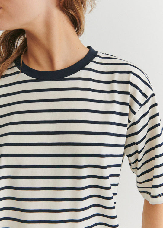 Basic Apparel Raja tee whisper white / Sky captain