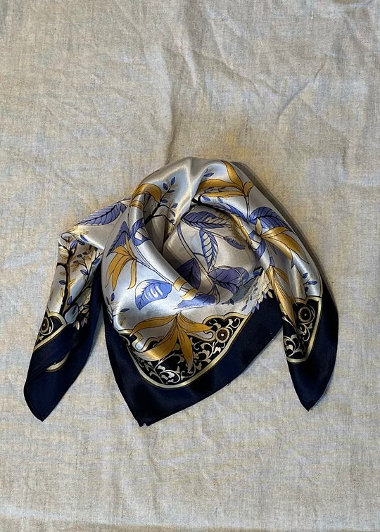 Plissé Copenhagen Bjanka Scarf Navy
