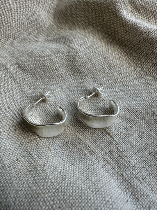 Plissé Copenhagen Erla hoops silver