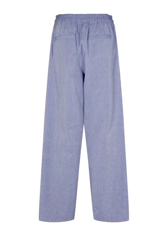 Esmé Studios Estilia Hosen Gets Steinbruch