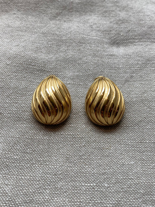 Plissé Copenhagen Coco earrings