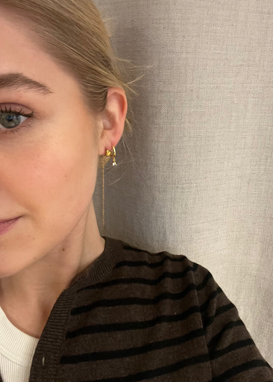 Black design by Camilla Folkman Heart Chain Earring