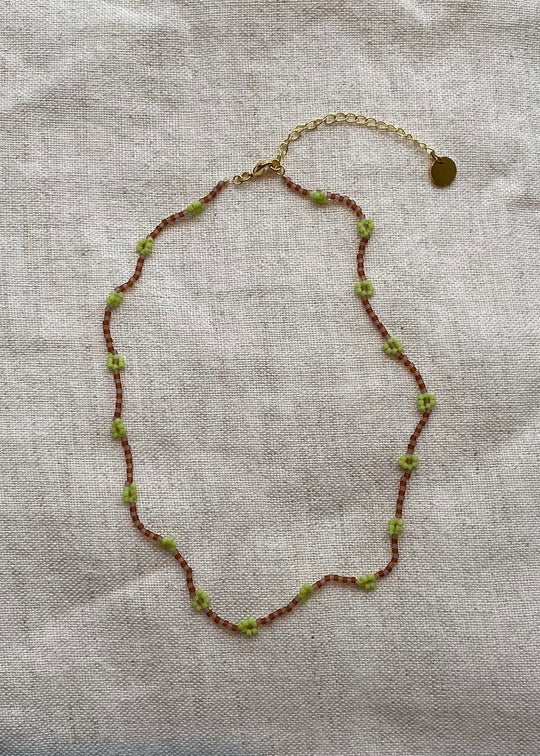 Sui Ava Daisy necklace Meadow Green