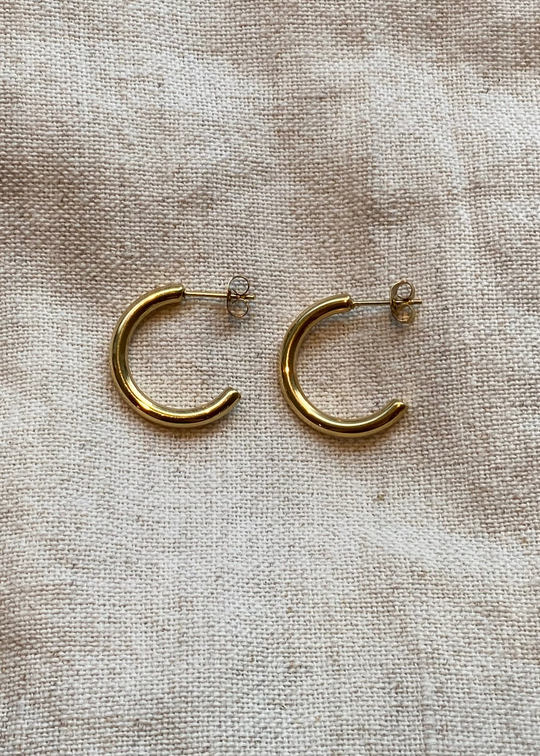 Black design by Camilla Folkman Liva Hoops