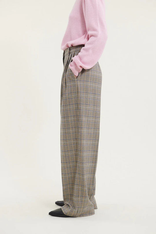 Basic Apparel Jorie Pants light khaki/black