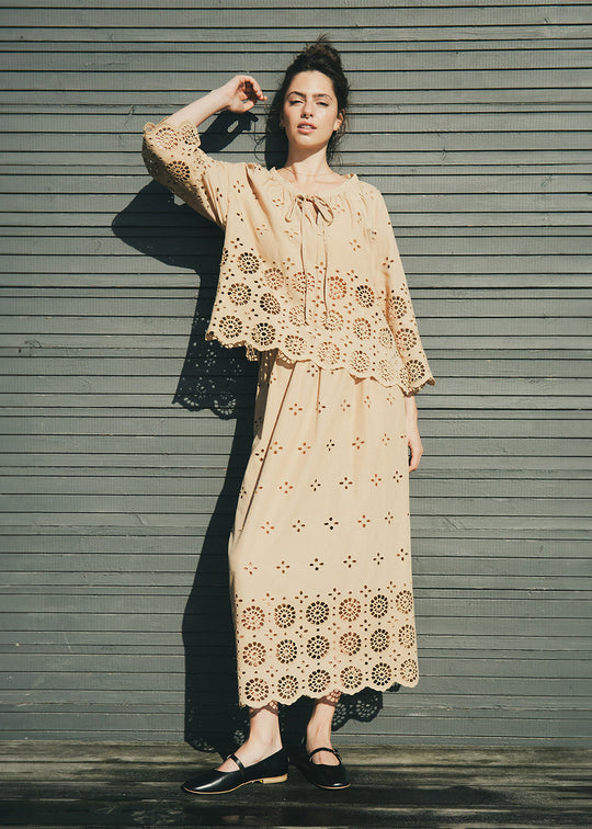 La rouge iris skirt sand