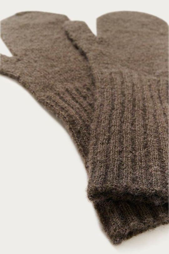 Soaked SLAnaye Mittens Morel Melange