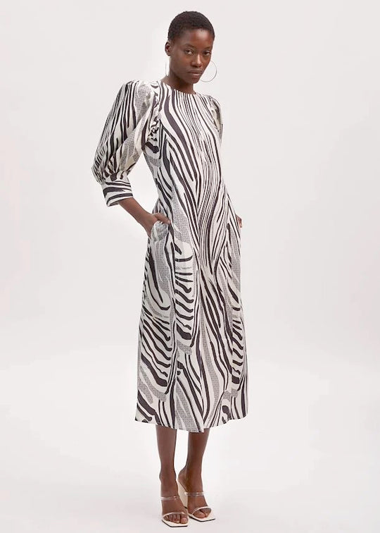 Gestuz PeonyGZ P long dress Black/silver birch logo