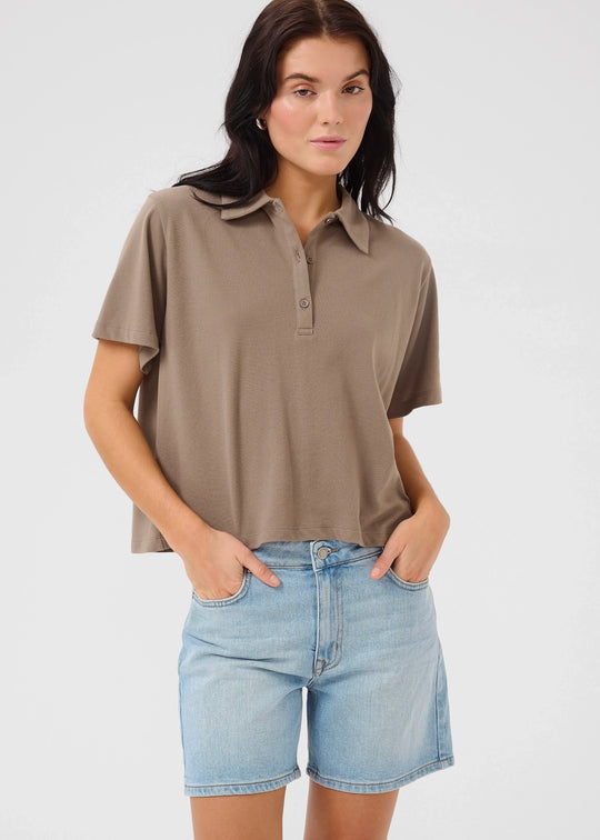 My Essential Wardrobe AbbyMW Polo Tee Walnut