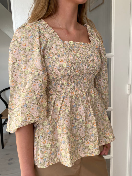Modström Philmd Print Top Spring Bouquet