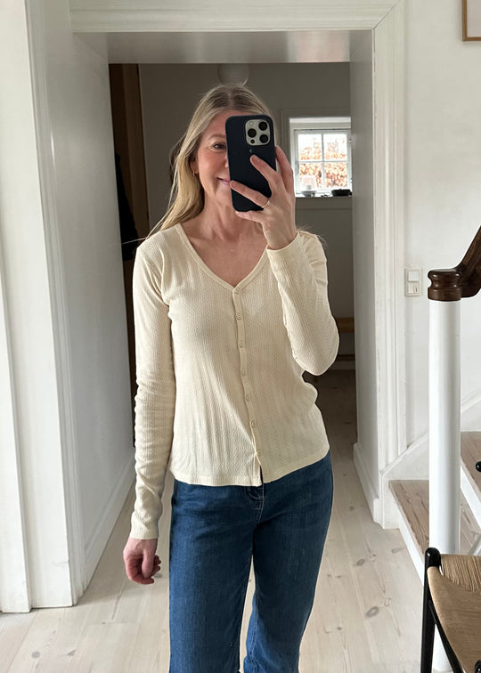 La Rouge Lene Pointelle set off White