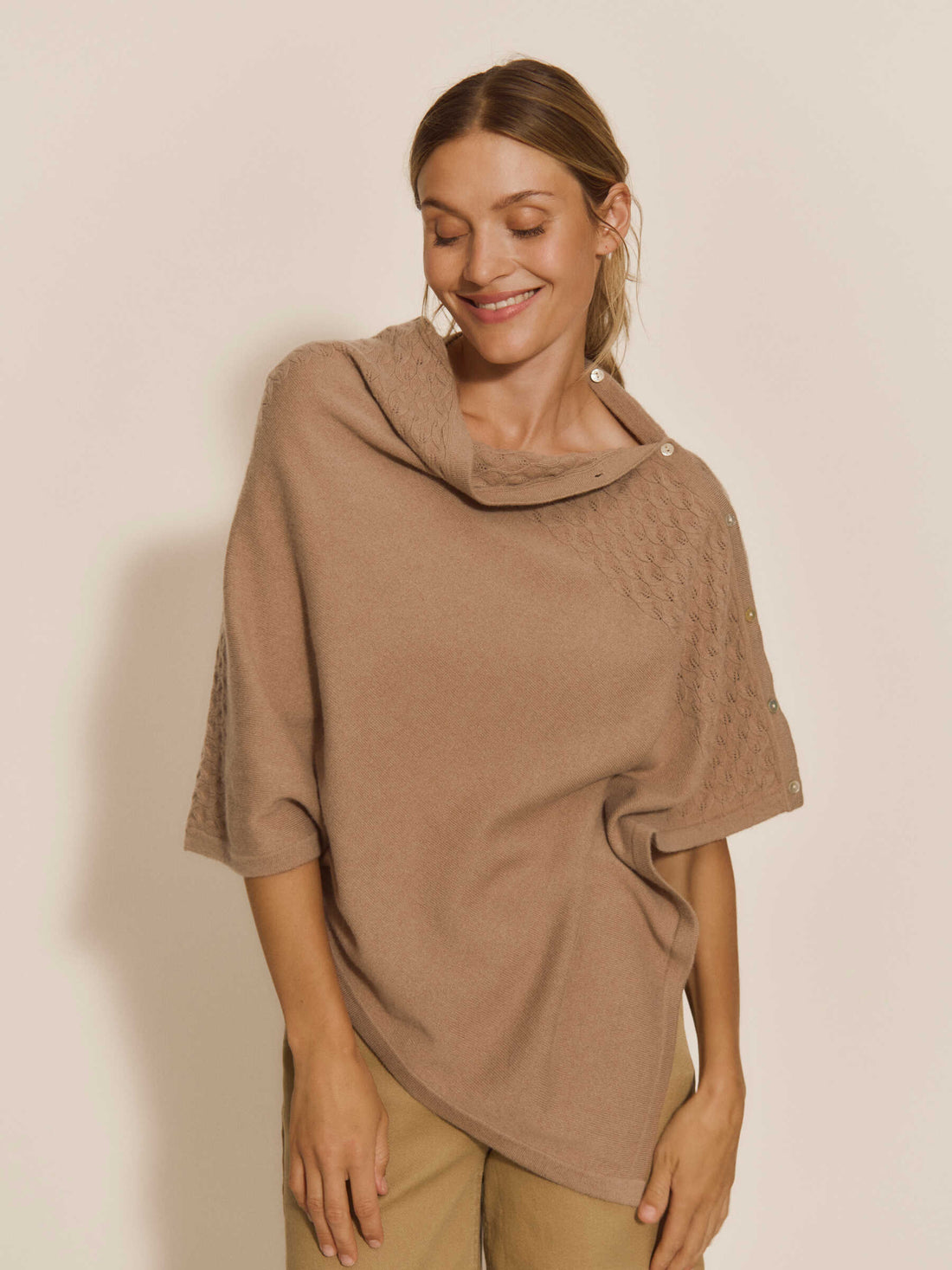Rosemunde Laica Cashmere Pointelle Poncho Mocha Meringue