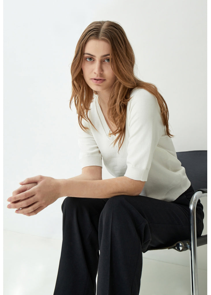 MSMilla V-Neck Knit Tee white