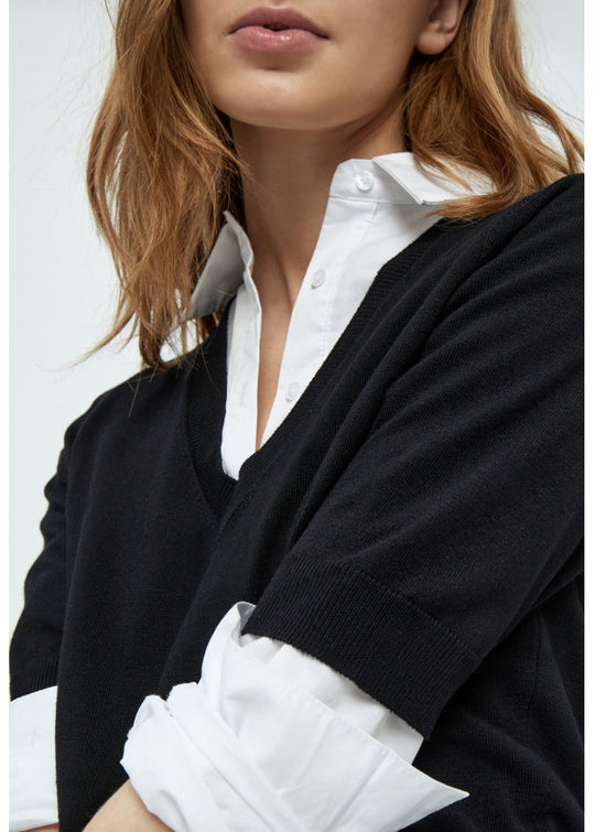 MSMilla V-Neck Knit Tee black
