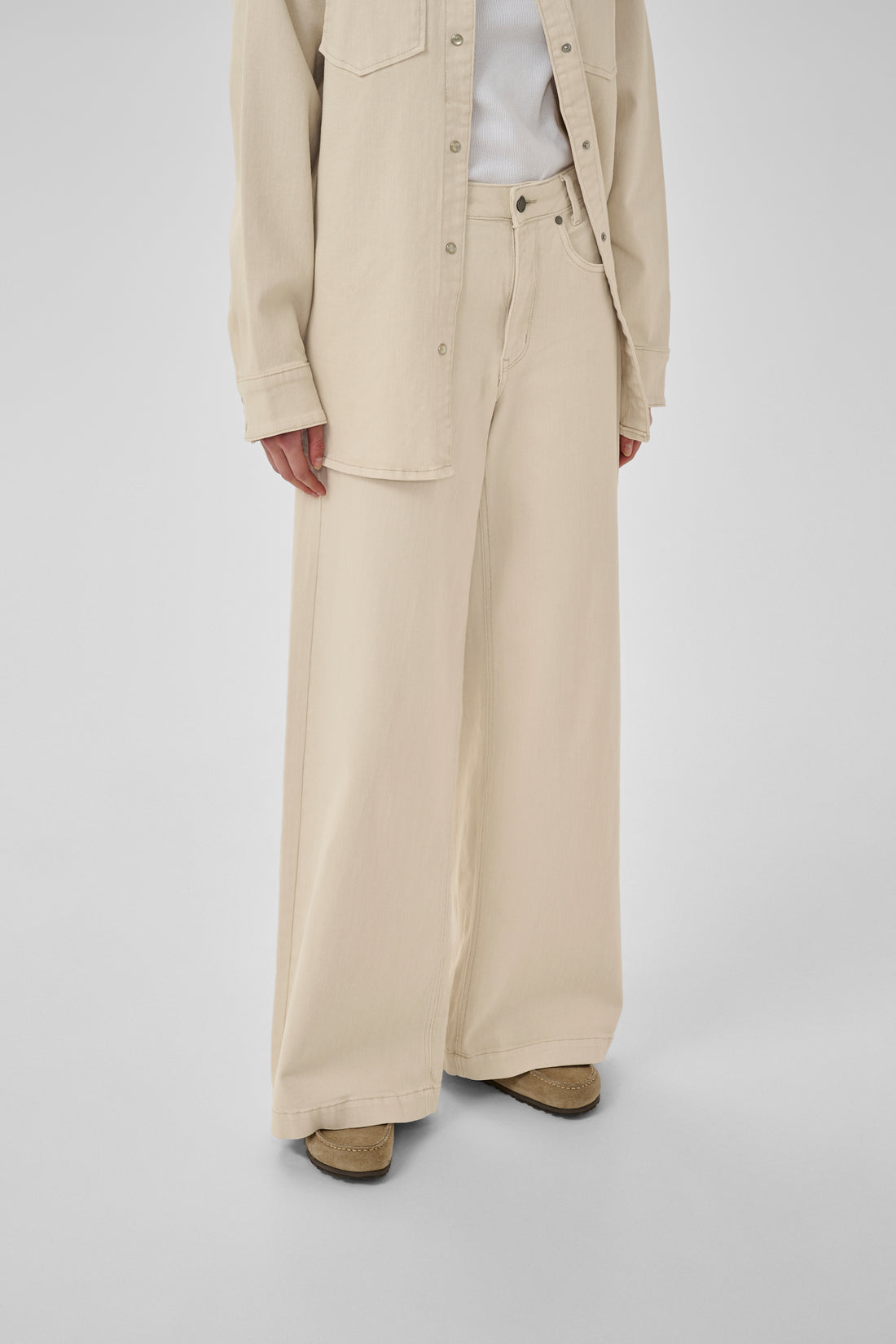My Essential Wardrobe DangoMW 157 High X-Wide Oatmeal
