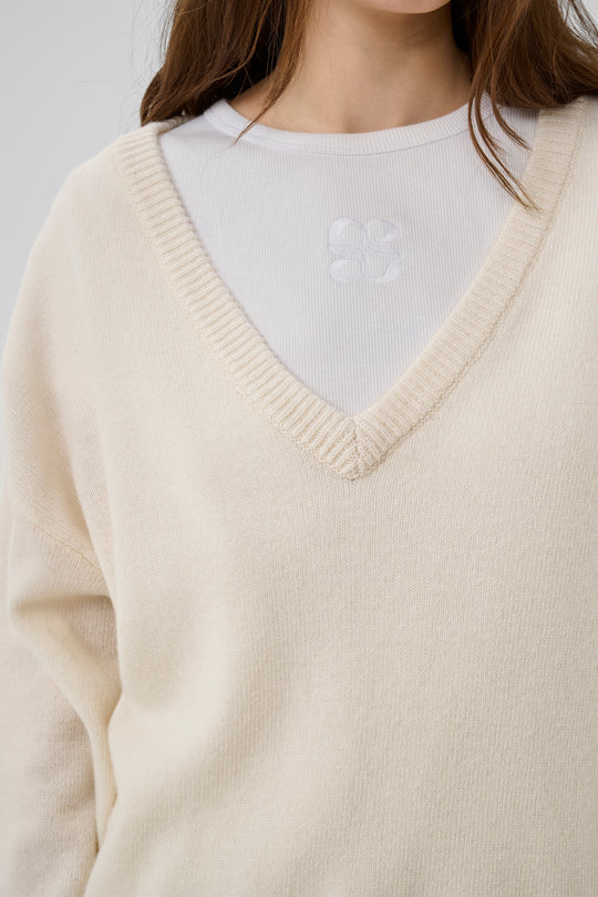 My Essential Wardrobe MWHuxi V-Neck Knit Pullover off-white