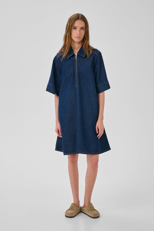 My Essential Wardrobe MWMalo 181 Short ZipDress Dark Blue Un-Wash