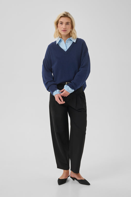 My Essential Wardrobe MWJola V-Neck Knit Pullover Dark Sapphire Blue