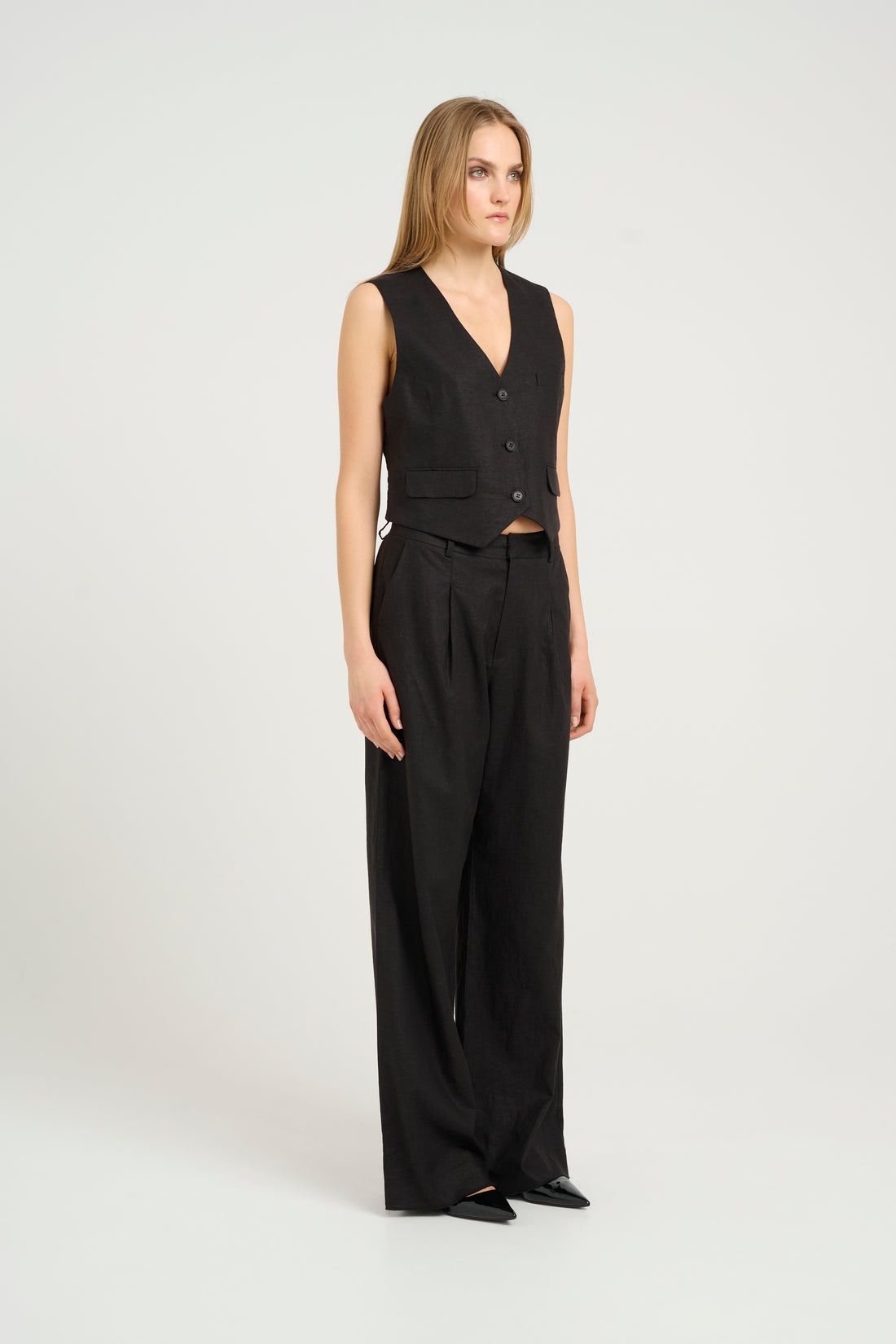Gestuz ElarahGZ linen HW pants NOOS black