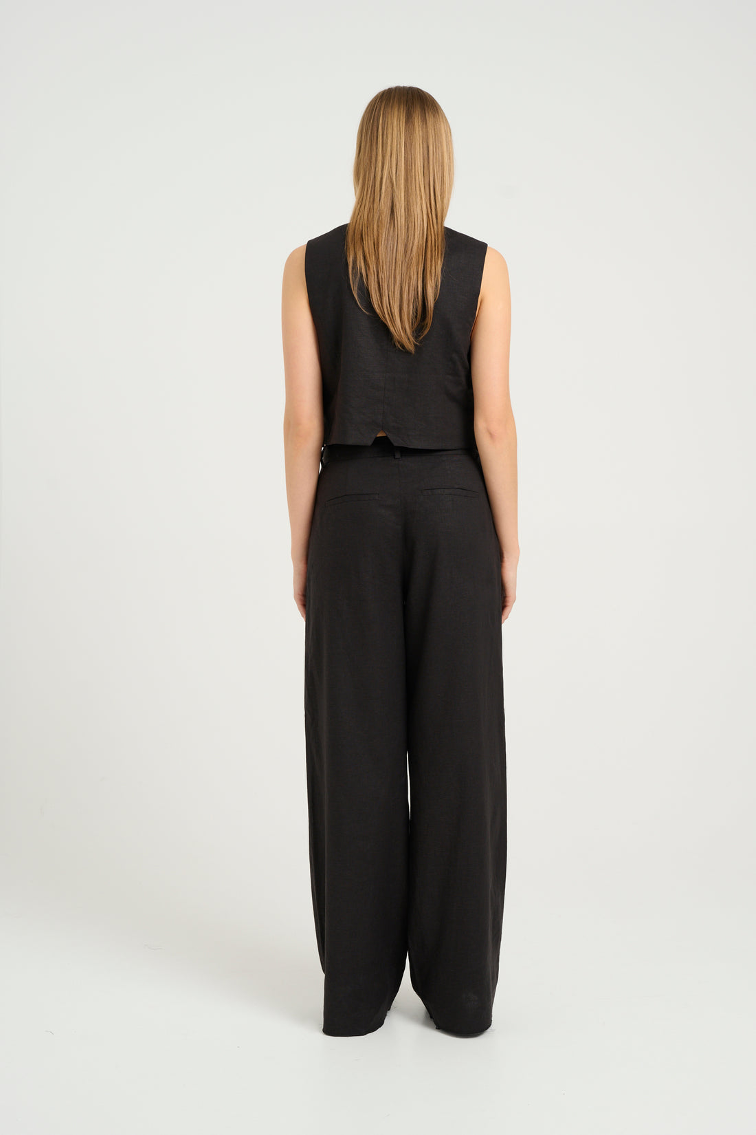 Gestuz ElarahGZ linen HW pants NOOS black
