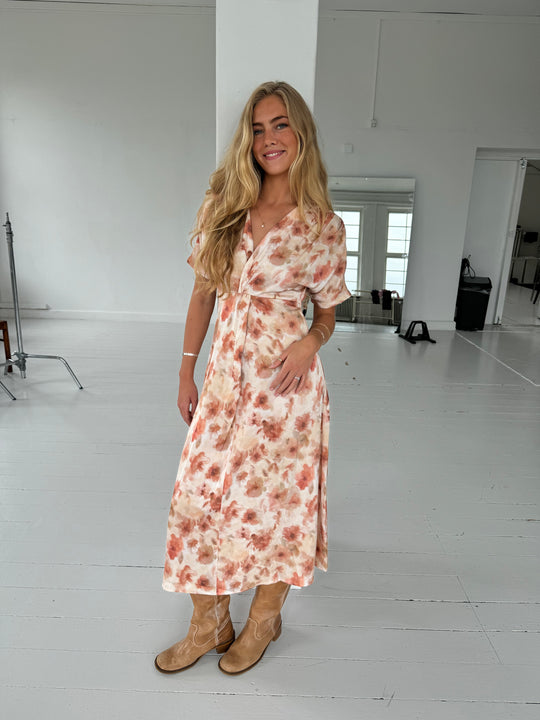 Continue Marly dress burned flowerprint