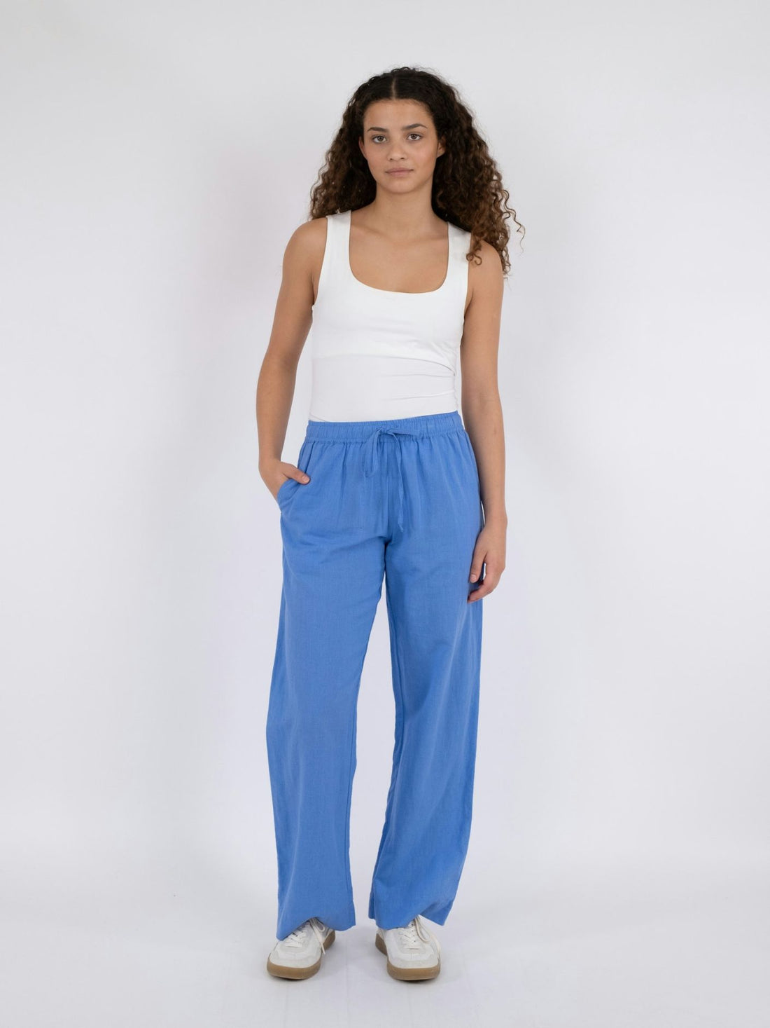 Neo Noir Sonar Linen Pants dusty blue