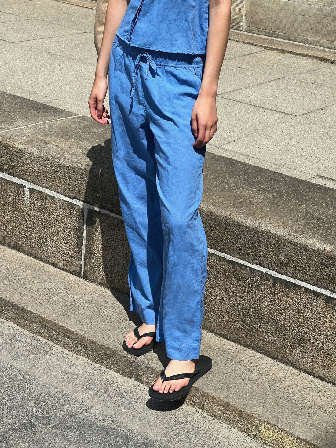 Neo Noir Sonar Linen Pants dusty blue
